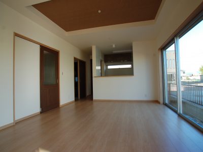 草加市 新栄4丁目 売地