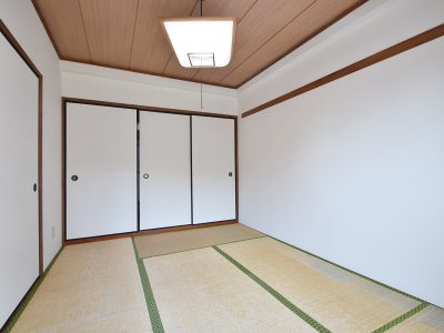 グランドハイム内田202