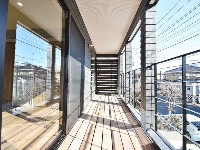 MALIBU YOSHIKAWA