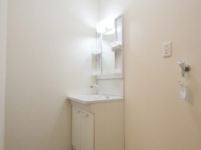 フレグランス西町