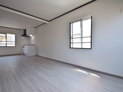 フレグランス西町