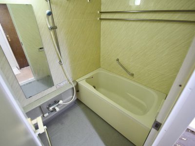 オーベル越谷蒲生壱番館