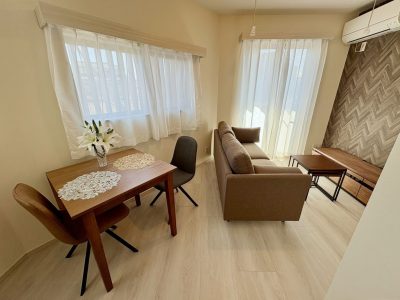 Reserve H&M Residence 301