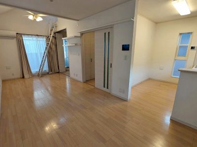 吉川市 大字保 中古住宅