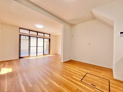 越谷市　神明町１丁目　中古戸建