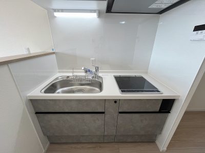 Reserve H&M Residence 302