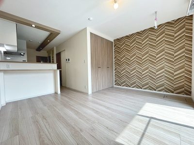 Reserve H&M Residence 107