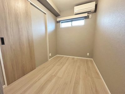 Reserve H&M Residence 102