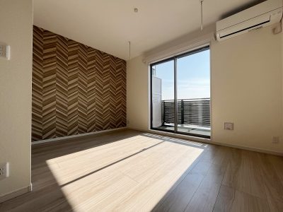 Reserve H&M Residence 302