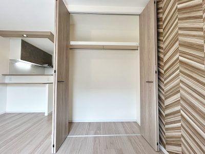 Reserve H&M Residence 107