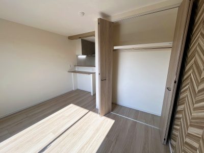 Reserve H&M Residence 302