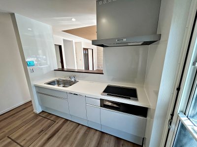 越谷市　神明町１丁目　B区画新築戸建