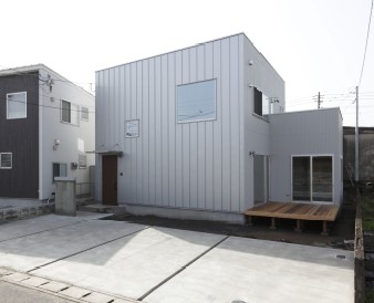 越谷市　東大沢４丁目　売地