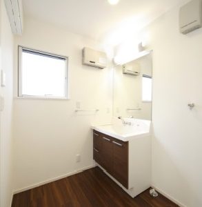 越谷市　神明町１丁目　売地