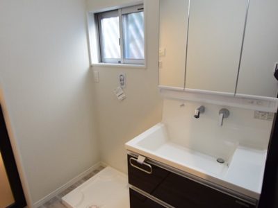 八潮市　古新田　売地