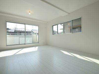 吉川市　中央3丁目　売地